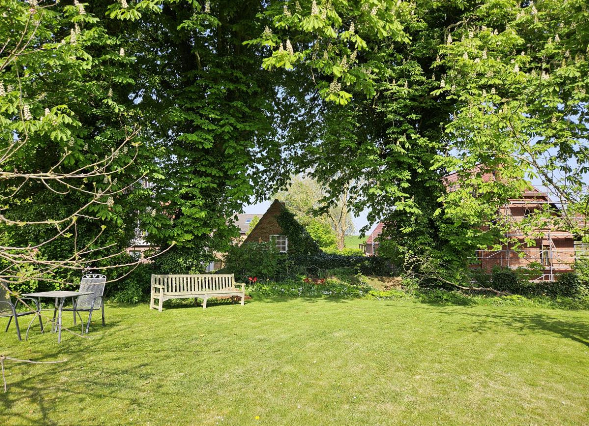 Der schöne Garten für schöne sonnige Stunden 